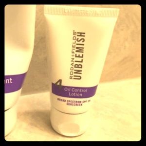 Rodan and fields unblemished oil control lotion
