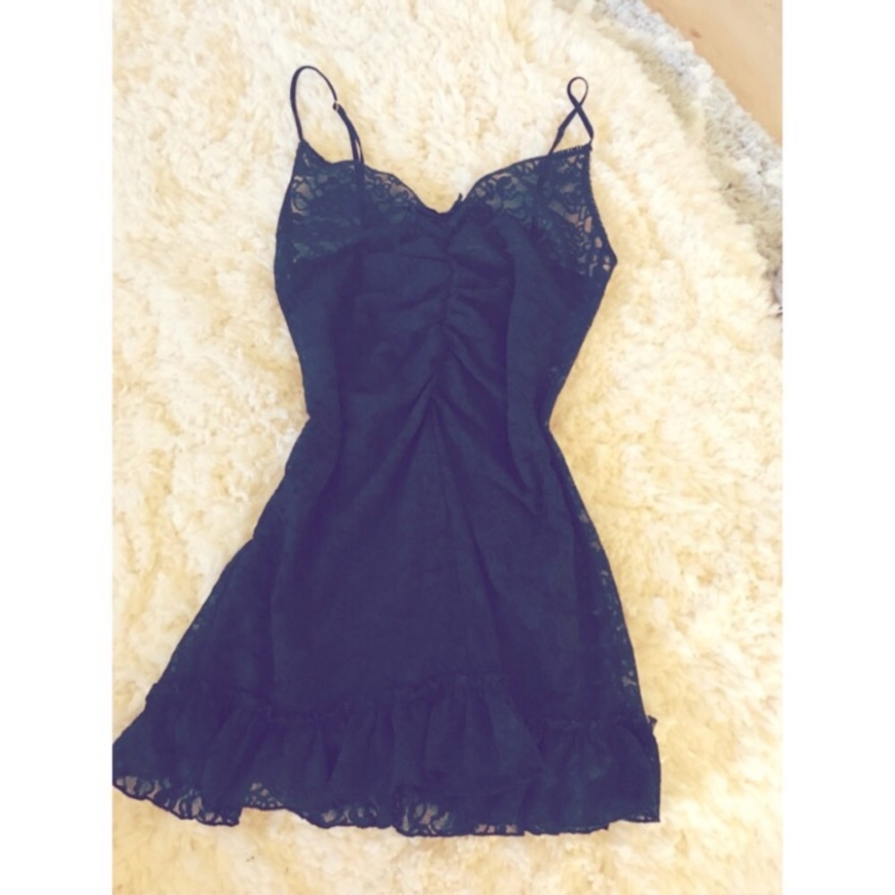 Lacey Lingerie 🎹