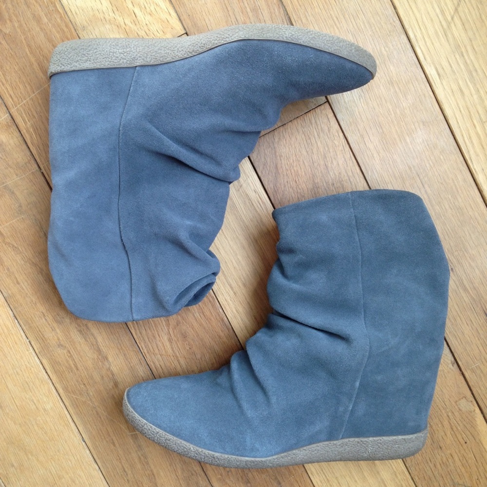 Steve Madden 8 1/2 Slouchy Suede Wedge Boot EUC
