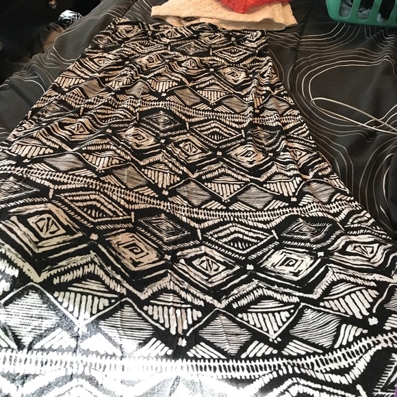 Dresses & Skirts - Maxi skirt