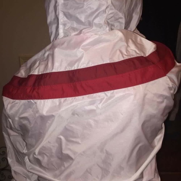 Windbreaker - Picture 3 of 3