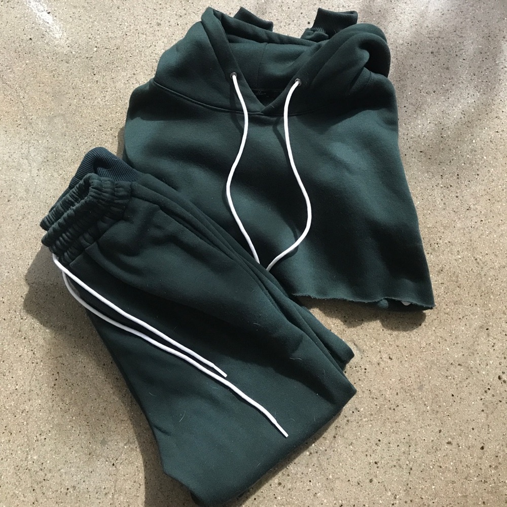 matching sweatsuit set - dark green