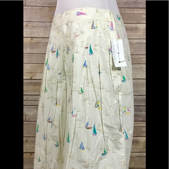 TOMMY HILFIGER Women's A-Line Casual Skirt - Picture 4 of 8