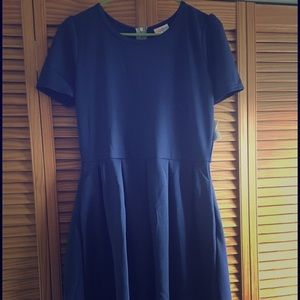 Luluaroe Solid Navy Amelia NWT