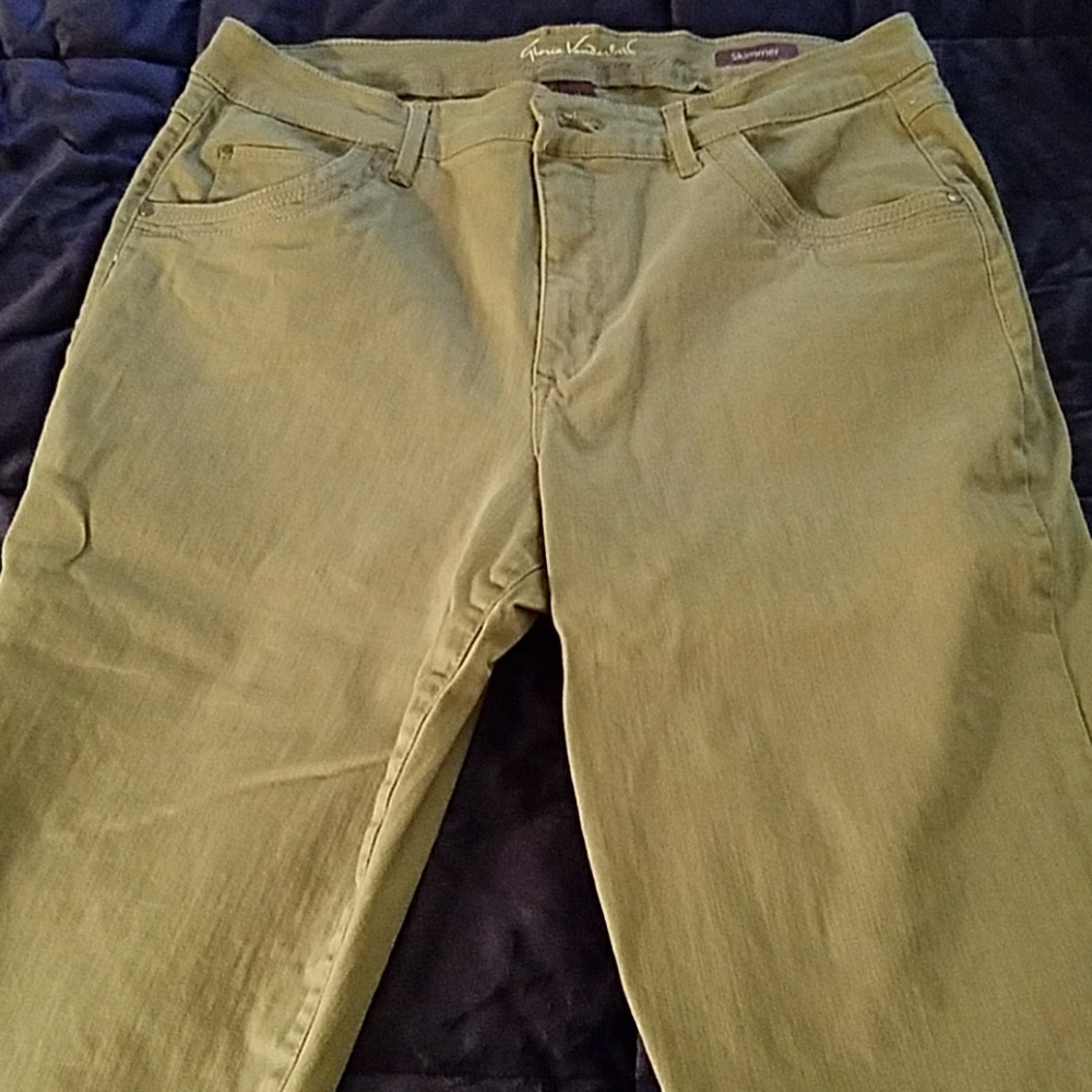 Capris