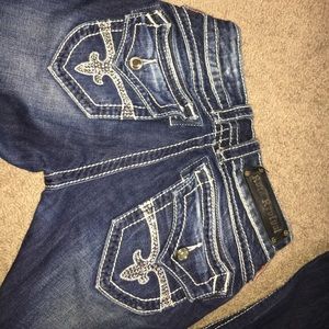 Rock Revival straight leg