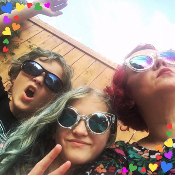 Meet your Posher, Tara - Picture 4 of 4