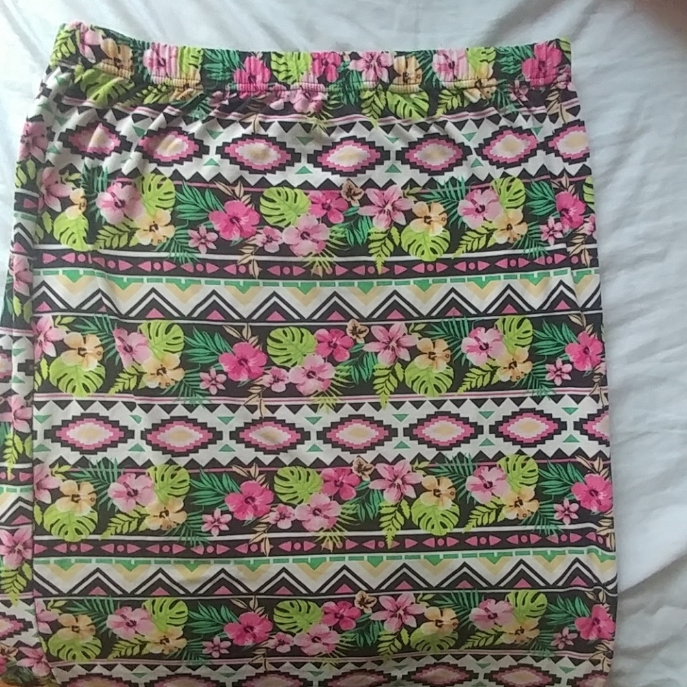 Multicolored pencil skirt