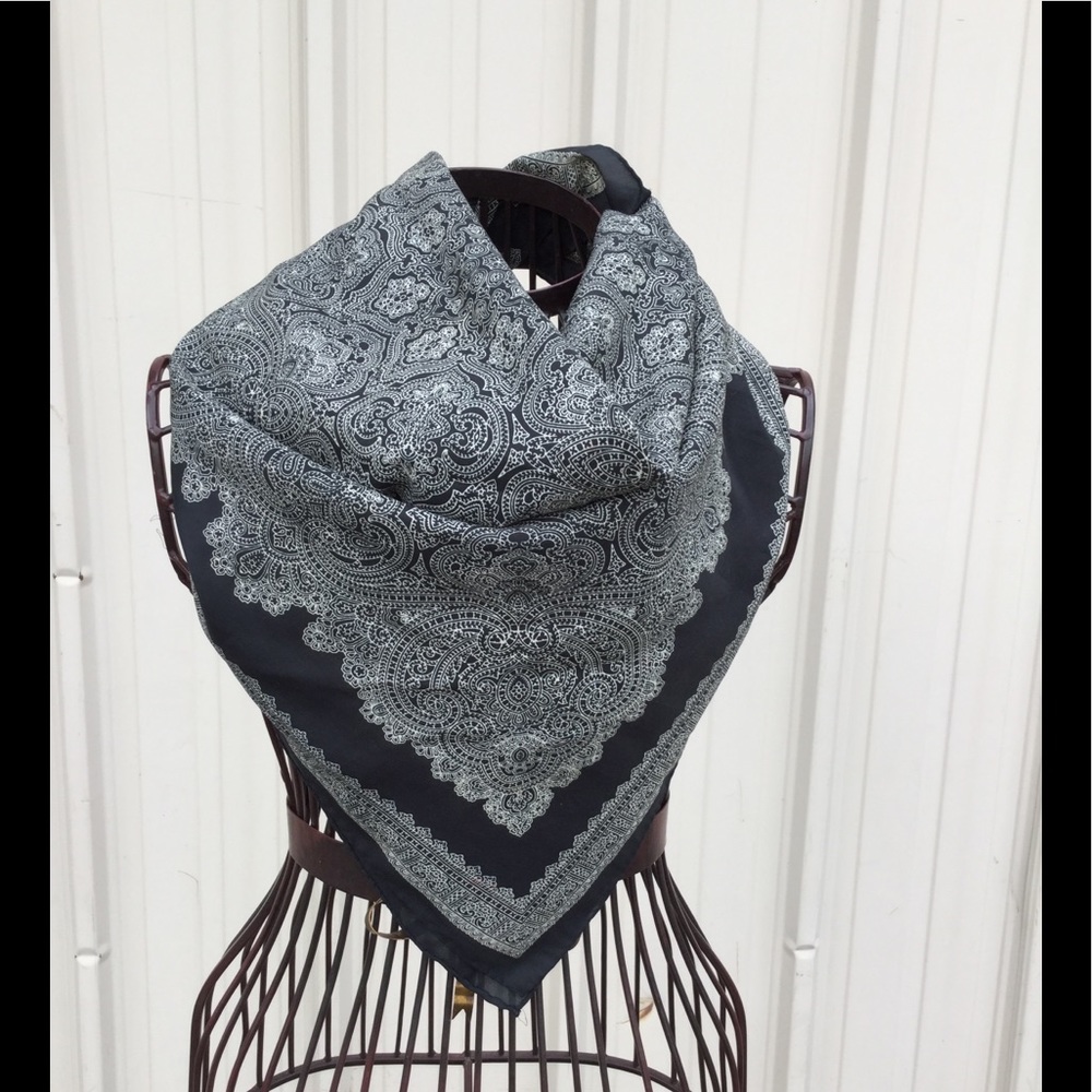 Robinson Golluber Vintage Scarf