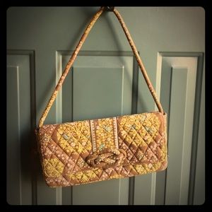 NWOT retired Vera Bradley hand purse