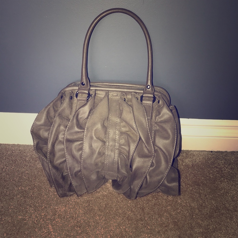 Ruffled Purse