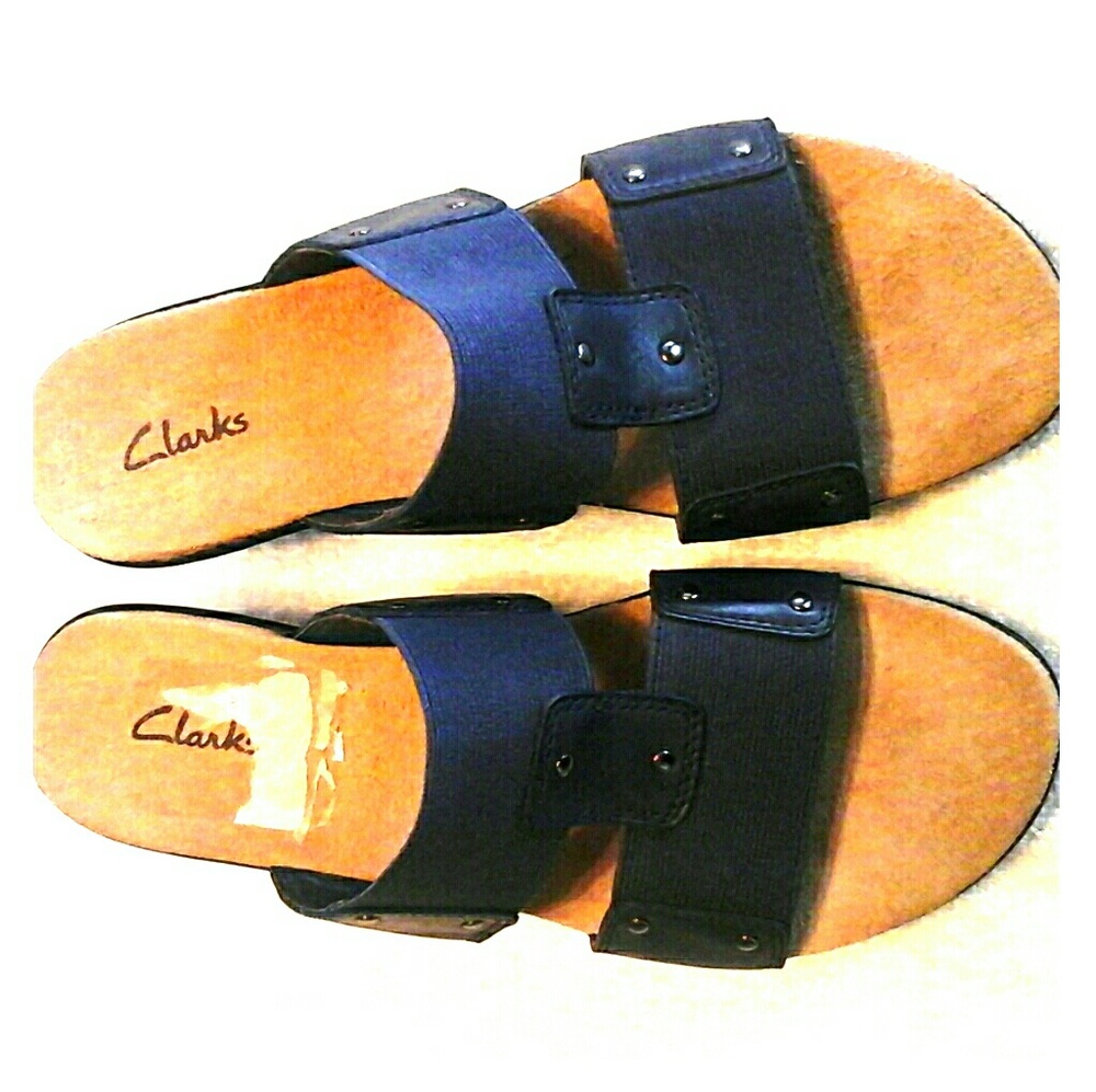 NWOT Navy Blue Clarks Sandles 6M