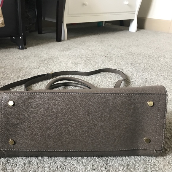 Handbag - Picture 2 of 4