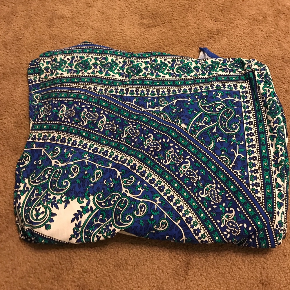 Large beautiful tapestry.(folded in picture)