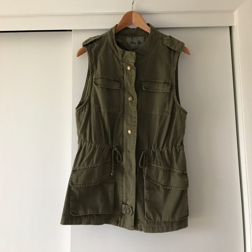 Women’s Military Vest in Olive Green