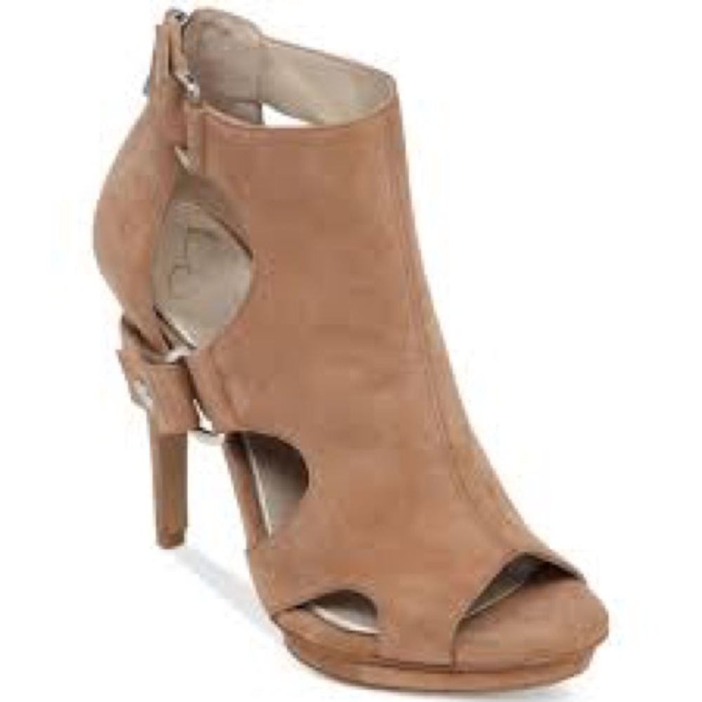 Jessica Simpson Faina cutout sandal
