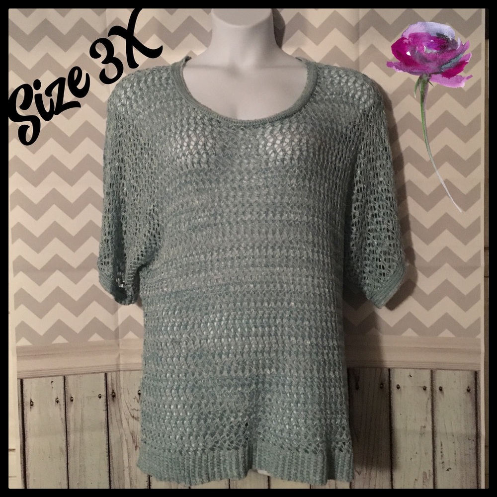 💥FREE w/ PURCHASE OR $3 Crocheted Top Size 3X💥