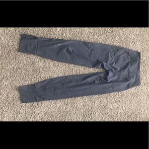 NWOT LuluLemon High waisted Jogger