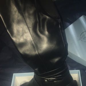 Size9, Wide Calf boots, Life Stride:Simply Comfort