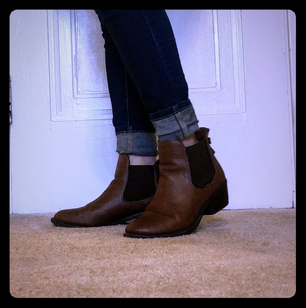 Soda Brown Chelsea Ankle Boot