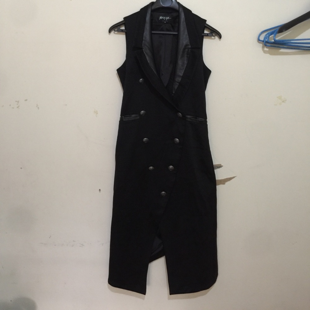 One day sale nasty gal vest，final price
