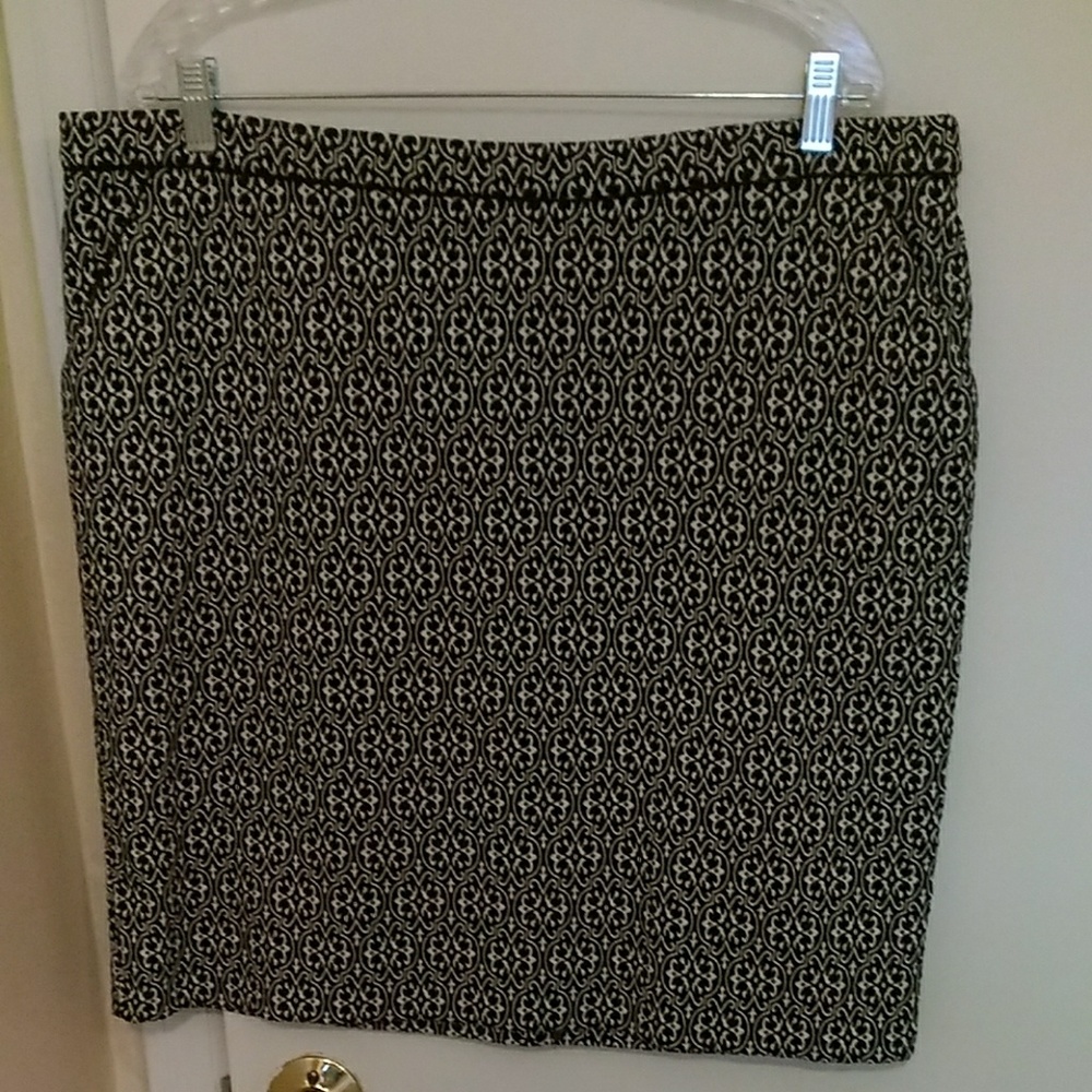 Pencil skirt
