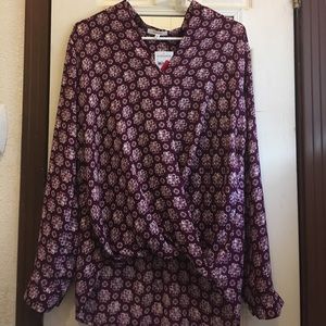 Pleione sz Medium. Cross front. Hi/Low chiffon