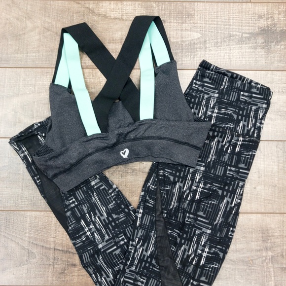 Mint Gray Sports Bra - Picture 2 of 2