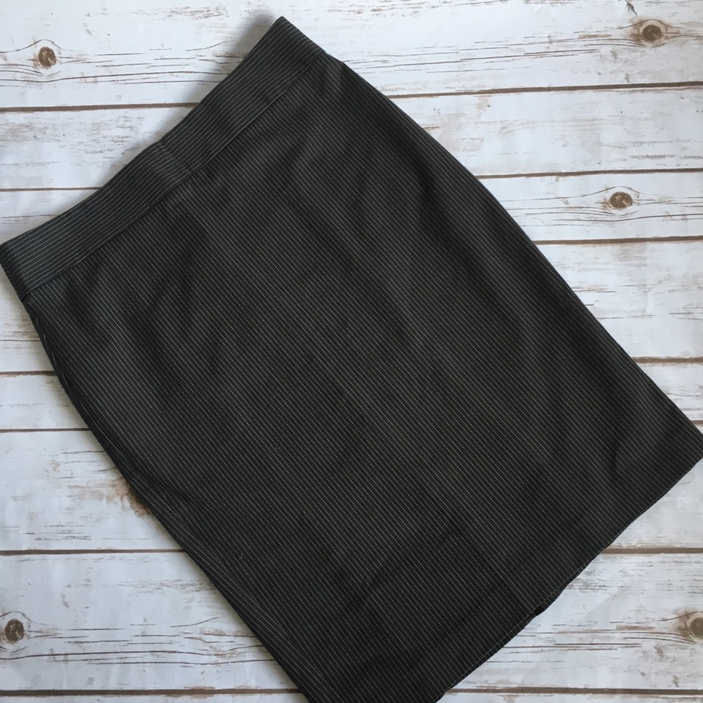 -new- Gap • Pinstripe Pencil Skirt