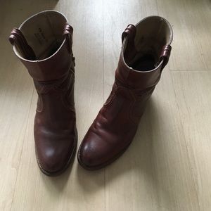 Frye chestnut boots
