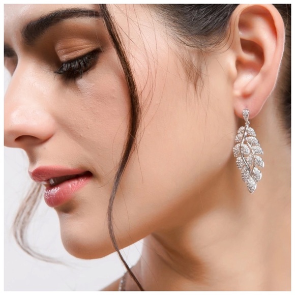 Swarovski Crystals The Nevina Leaf Earrings - Picture 4 of 4