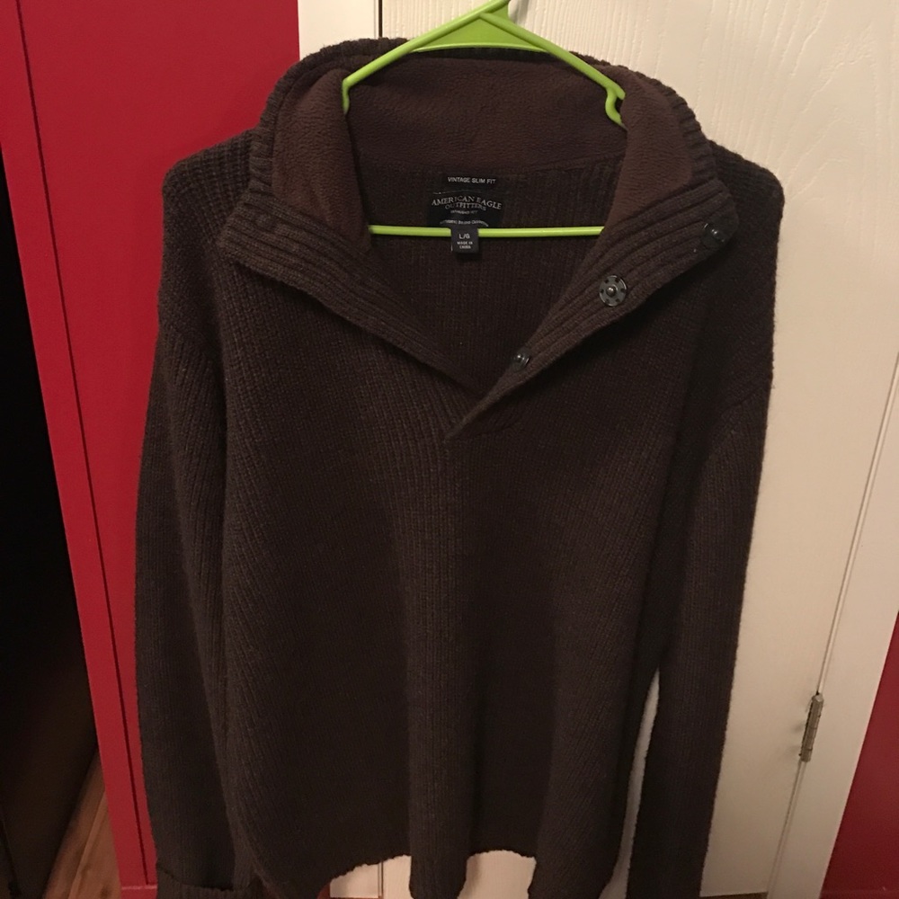 American eagle sweater