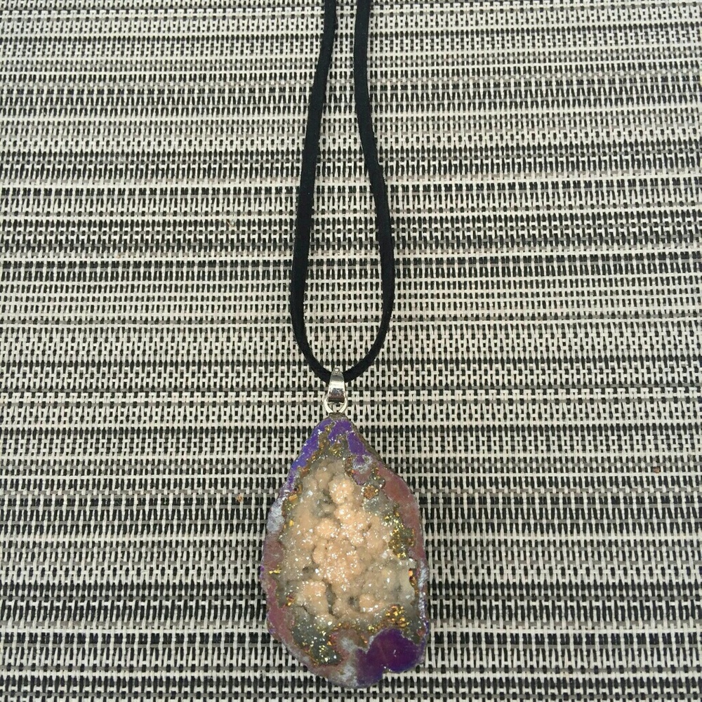 Firma Signature Genuine Stone GEODE Necklace
