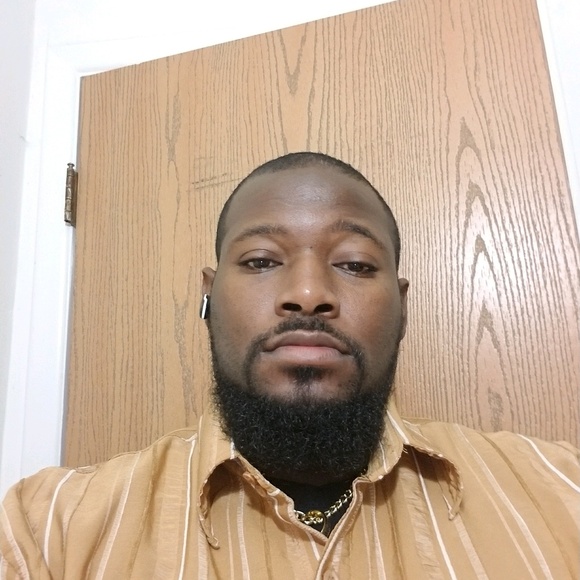 Meet your Posher, Jonathan - Picture 1 of 1