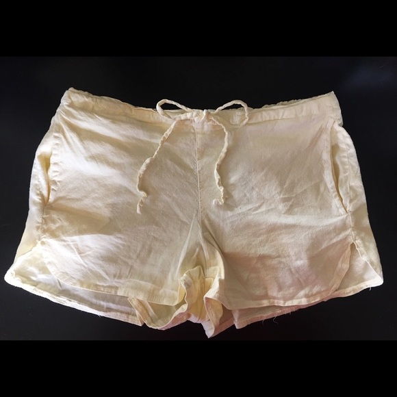 Brandy Melville "Summer Shorts" - Picture 1 of 4