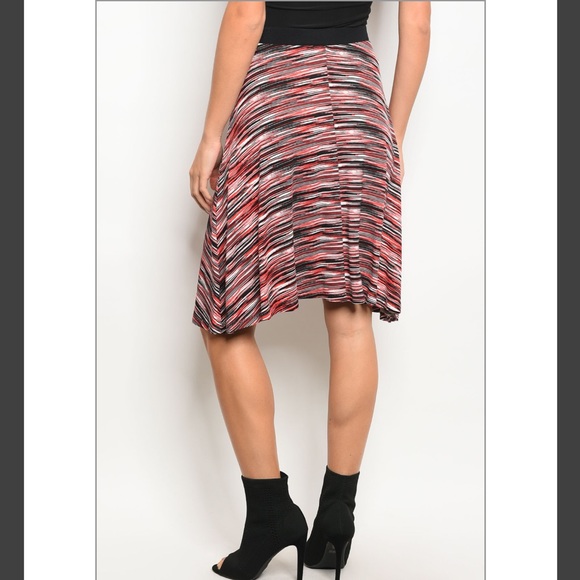 Marcie’s Multi-Colored Skirt - Picture 5 of 6