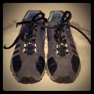 old school diesel sneakers