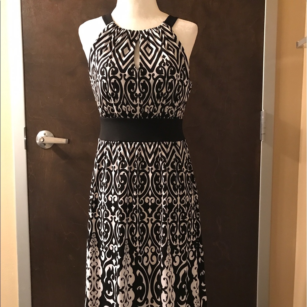 WHBM Beautiful Dress 👗