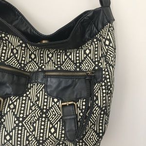 NWOT Mossimo Tribal Print Crossbody Bag