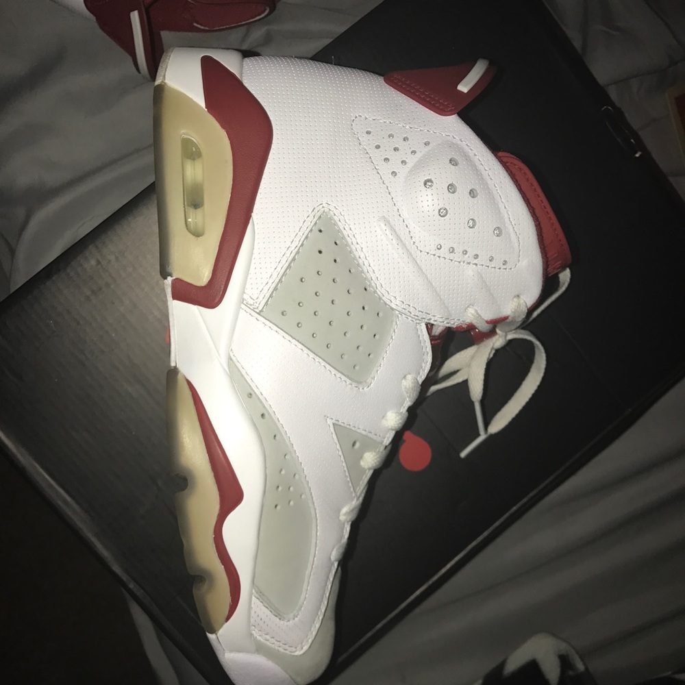 Alternate 6s - Picture 4 of 4