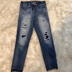 American Eagle distressed/washed high rise jegging