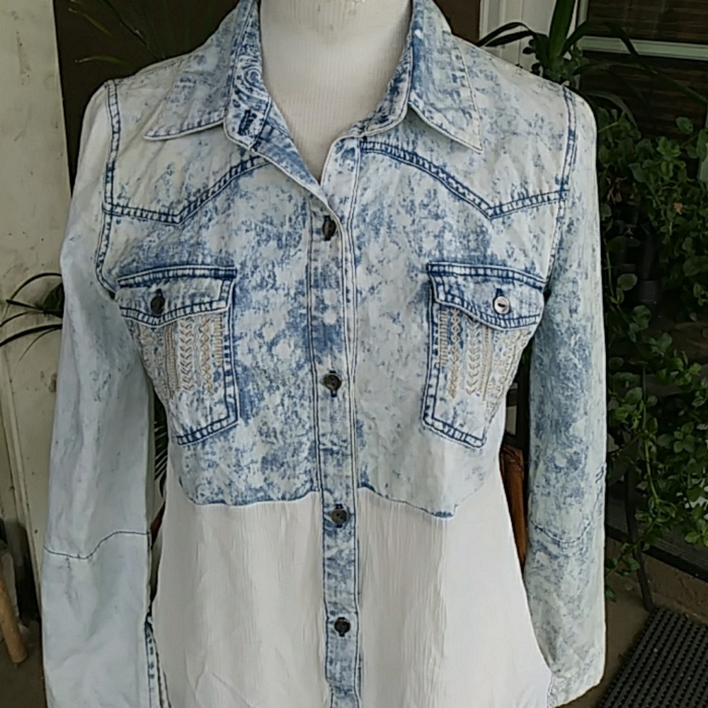 Miss Me faded demin blouse - Picture 1 of 4