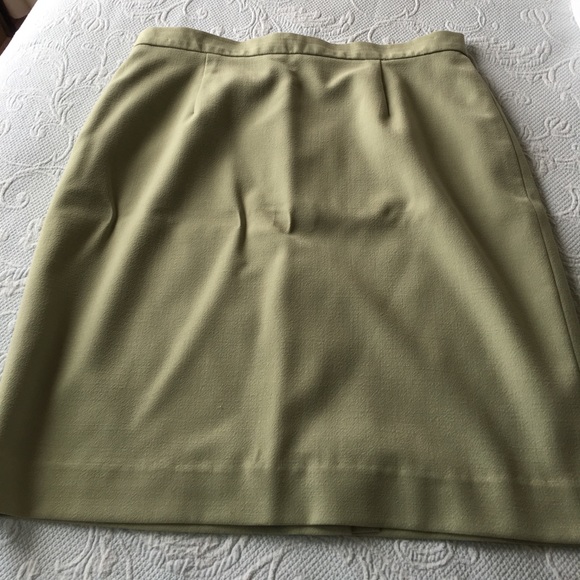 Suite - Picture 3 of 3