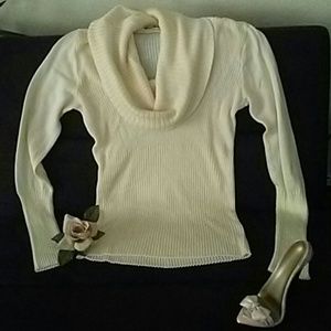 REALLY PRETTY CREAM  SWEATER