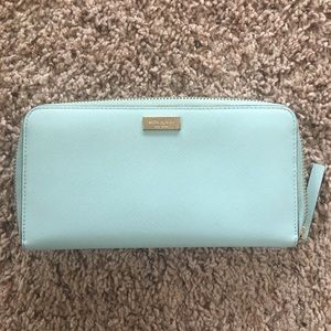 Kate Spade New bury Lane wallet
