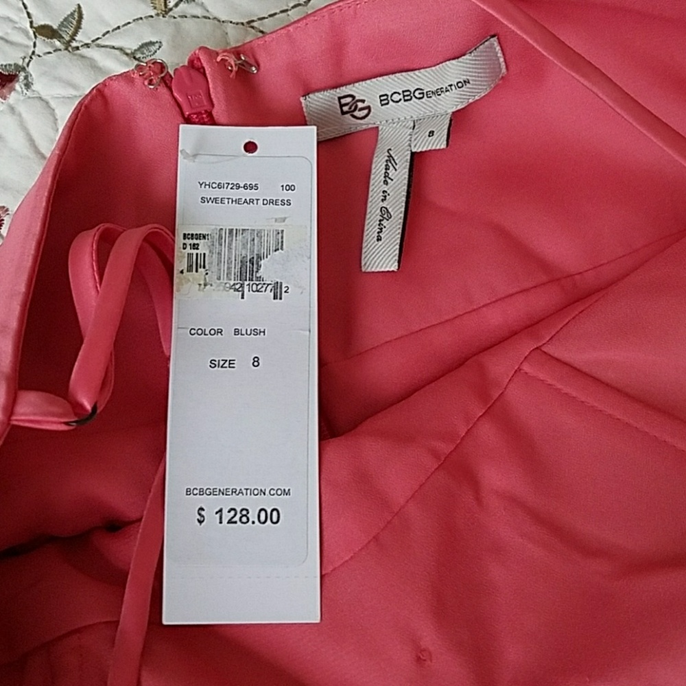 Dress - Picture 3 of 3