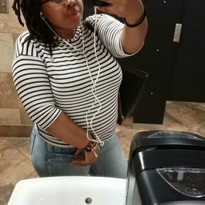 Meet your Posher, Deja