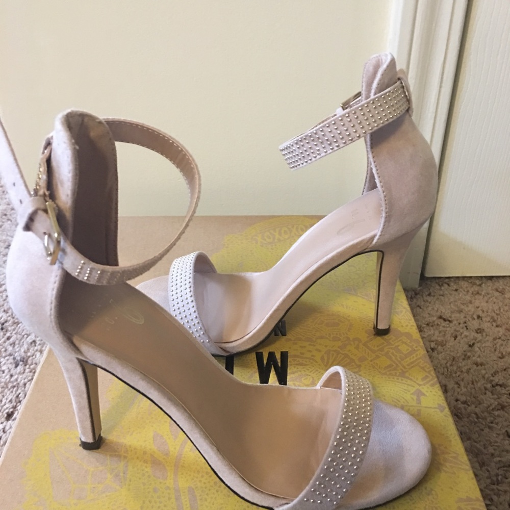 Heels. Worn a few times, good condition