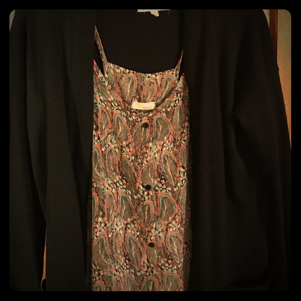 Flowy patterned tank