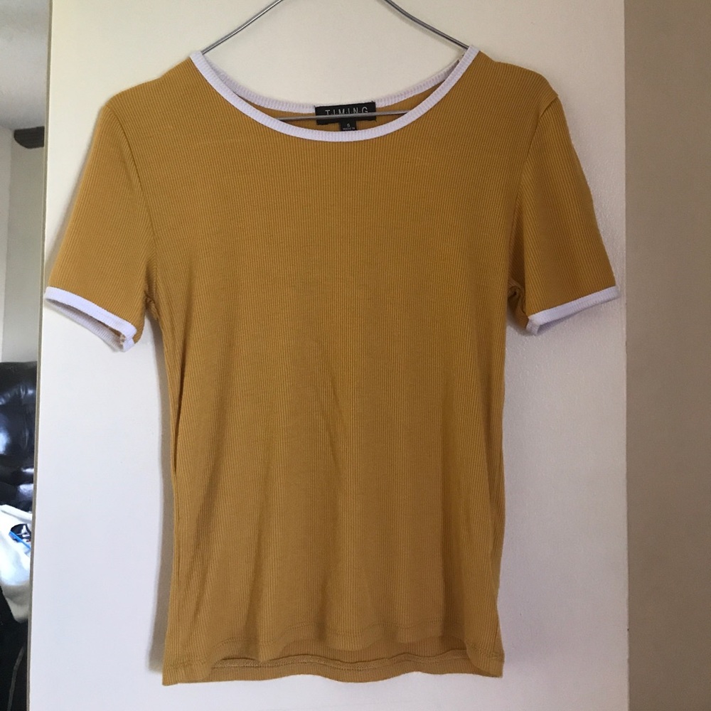 Ringer tee in gold & white size small